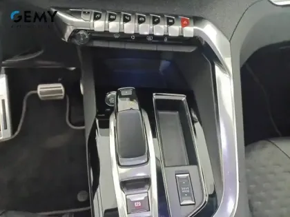 Photo 31 Peugeot 3008 Gén. II Ph2 Roadtrip 5