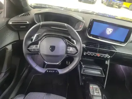 Photo 34 Peugeot 2008  PureTech 130 S&S EAT8