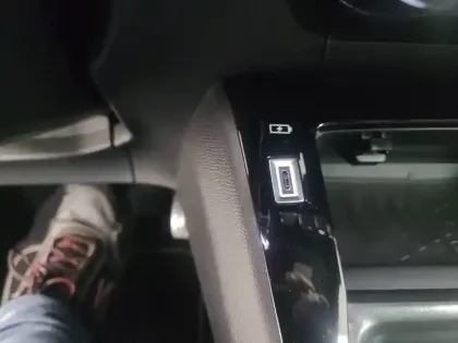 Photo 64 Peugeot 2008  PureTech 130 S&S EAT8