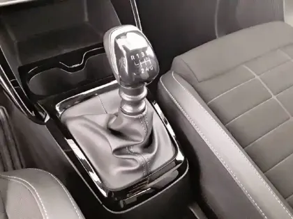 Photo 13 Citroën C3  Turbo 100 ch BVM6