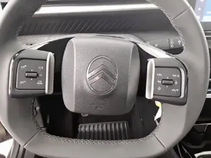 Photo 8 Citroën C3  Turbo 100 ch BVM6