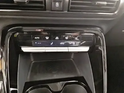 Photo 17 Citroën C3  Turbo 100 ch BVM6