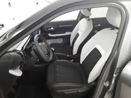 Photo 10 Citroën C3  Turbo 100 ch BVM6