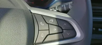 Photo 80 Dacia Bigster  Hybrid-G 150 4x4