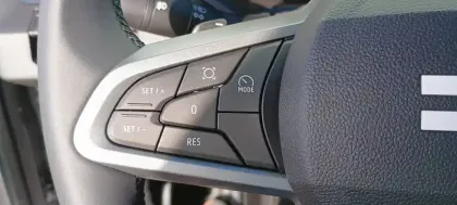 Photo 68 Dacia Bigster  Hybrid-G 150 4x4