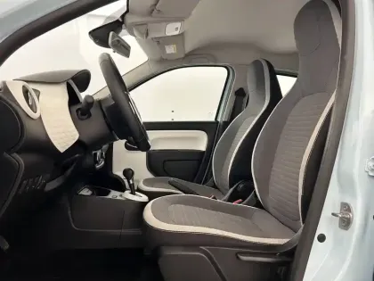 Photo 9 Renault Twingo  III E-Tech