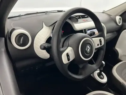 Photo 37 Renault Twingo Gén. III (C07) Ph2 NG Equilibre 5