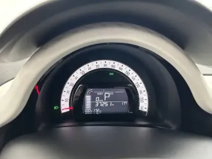 Photo 45 Renault Twingo Gén. III (C07) Ph2 NG Equilibre 5