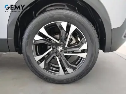 Photo 32 Peugeot 2008  PureTech 130 S&S EAT8