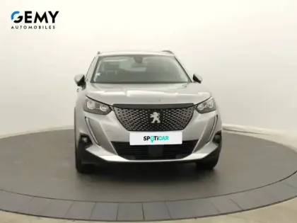 Photo 23 Peugeot 2008  PureTech 130 S&S EAT8