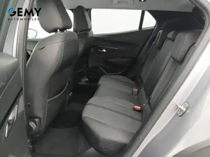 Photo 31 Peugeot 2008  PureTech 130 S&S EAT8