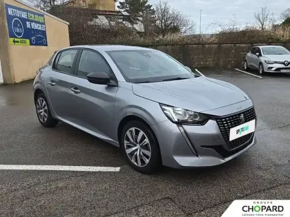 Photo 32 Peugeot 208  PureTech 75 S&S BVM5