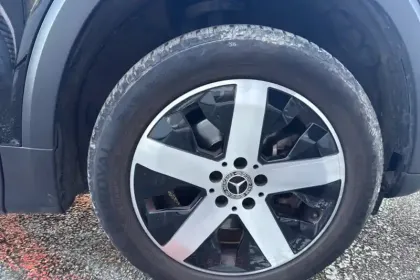 Photo 30 Mercedes GLB  200 d 8G-DCT