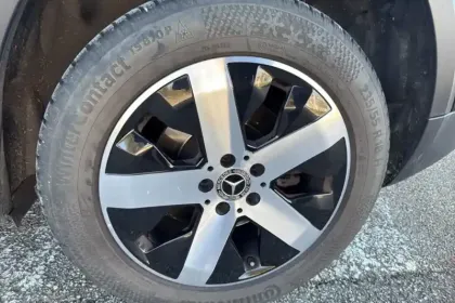 Photo 45 Mercedes GLB  200 d 8G-DCT