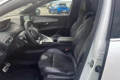 Photo 9 Peugeot 3008  Hybrid 225 e-EAT8