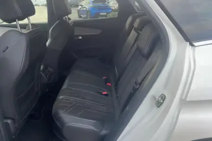 Photo 10 Peugeot 3008  Hybrid 225 e-EAT8