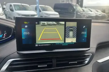 Photo 21 Peugeot 3008  Hybrid 225 e-EAT8