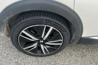 Photo 14 Peugeot 3008  Hybrid 225 e-EAT8