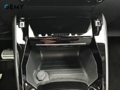 Photo 19 Peugeot 208  PureTech 100 S&S EAT8