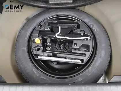 Photo 20 Peugeot 208  PureTech 100 S&S EAT8