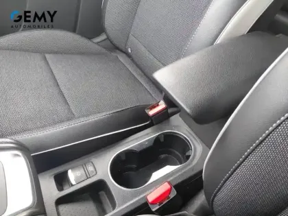 Photo 27 Renault Captur  TCe 140 EDC - 21