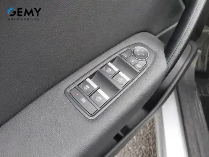 Photo 43 Renault Captur Gén. II (HJB) Ph1 Intens 5