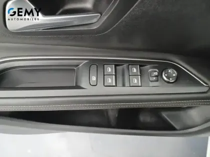 Photo 11 Peugeot 5008  BlueHDi 130ch S&S EAT8