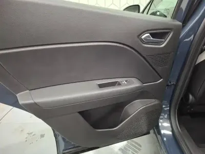 Photo 19 Renault Captur  E-Tech 145 - 21