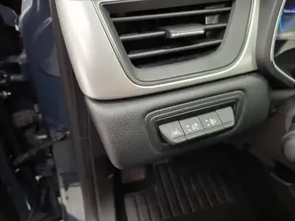 Photo 27 Renault Captur  E-Tech 145 - 21