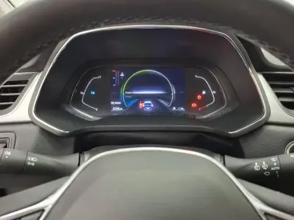 Photo 32 Renault Captur  E-Tech 145 - 21