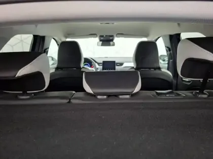 Photo 18 Renault Captur  E-Tech 145 - 21