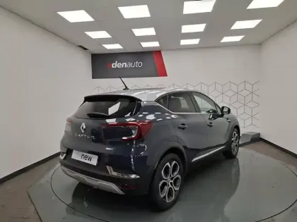 Photo 11 Renault Captur  E-Tech 145 - 21