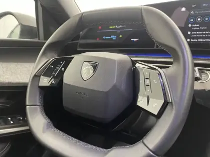Photo 28 Peugeot 3008  Electrique 210 ch 73 kWh