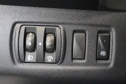 Photo 27 Renault Clio  IV TCe 90 Energy eco2