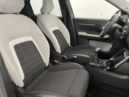 Photo 26 Citroën C3  Turbo 100 ch BVM6