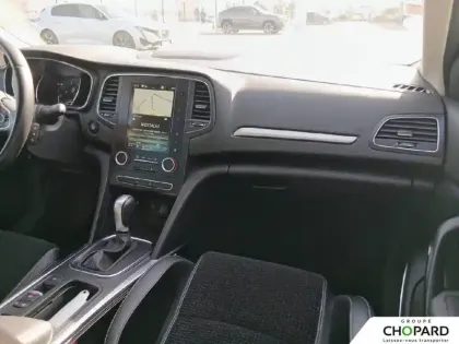 Photo 12 Renault Megane Mégane IV Berline TCe 140 EDC FAP