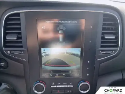 Photo 14 Renault Megane Mégane IV Berline TCe 140 EDC FAP