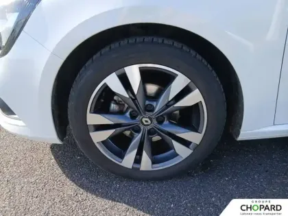 Photo 21 Renault Megane Mégane IV Berline TCe 140 EDC FAP