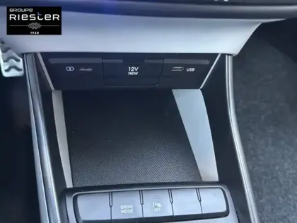 Photo 69 Hyundai Bayon  1.0 T-GDi 100 Hybrid 48V