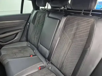 Photo 9 Peugeot 508  SW Hybrid 225 e-EAT8