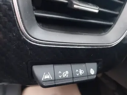 Photo 16 Renault Arkana  E-Tech hybride 145 - 22