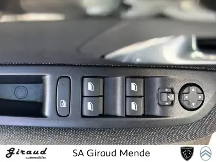 Photo 15 Peugeot 208  Electrique 50 kWh 136ch