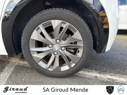 Photo 11 Peugeot 208  Electrique 50 kWh 136ch