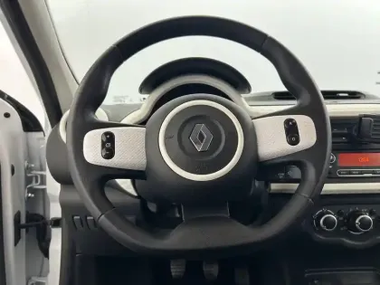 Photo 79 Renault Twingo  III SCe 65 - 21