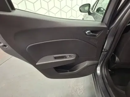 Photo 17 Renault Clio  TCe 90