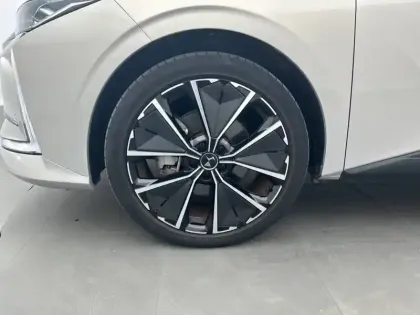 Photo 12 DS DS 4  Hybride E-Tense 225 EAT8