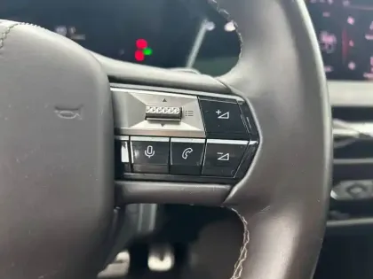 Photo 17 DS DS 4  Hybride E-Tense 225 EAT8