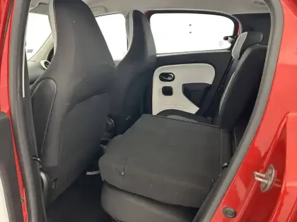 Photo 35 Renault Twingo Gén. III (C07) Ph2 Limited 5