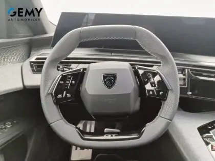 Photo 9 Peugeot 5008  Hybrid 145 ch e-DCS6