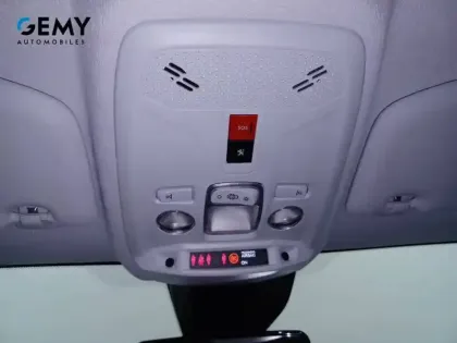 Photo 15 Peugeot 208  Electrique 50 kWh 136ch